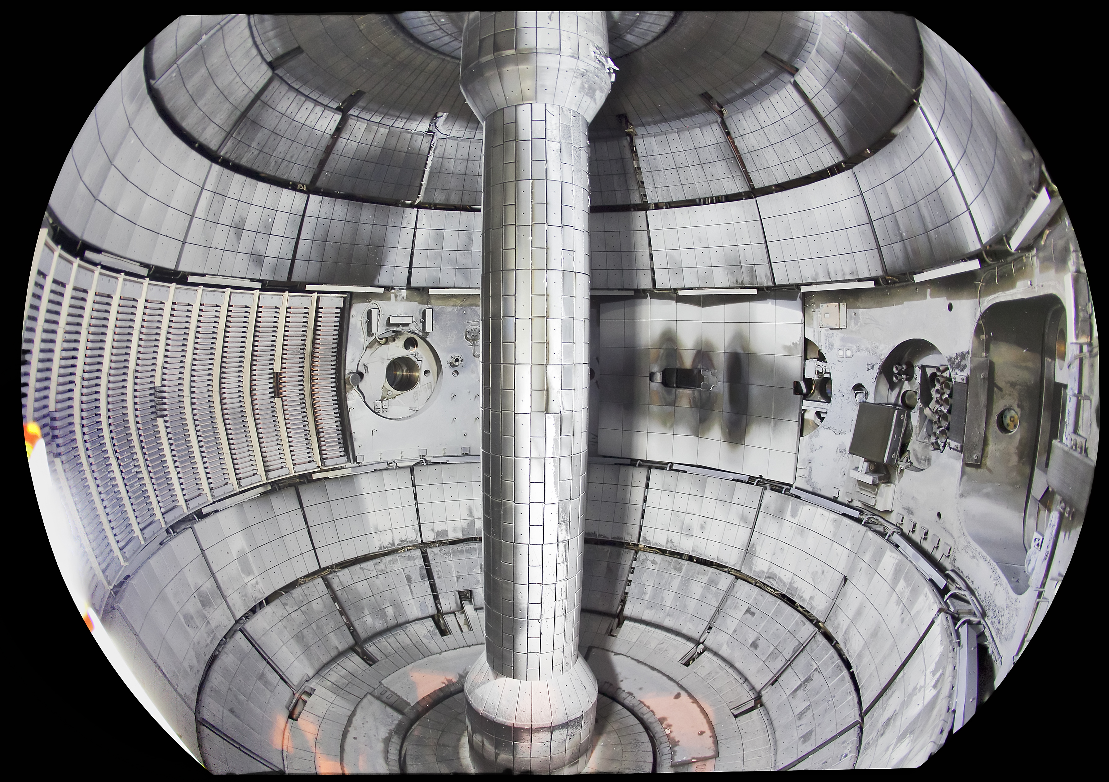 inside-nstx-2-thumb.jpg Inside the NSTX spherical torus at the Princeton Plasma Physics Laboratory.